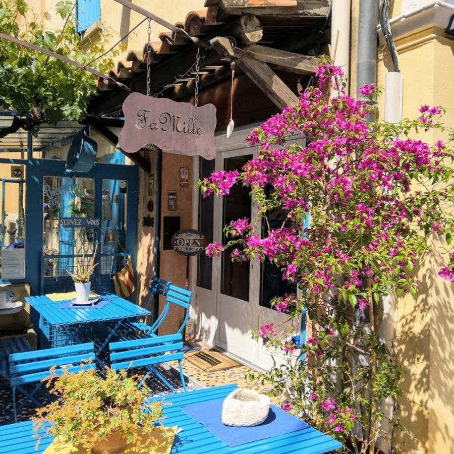 Gite Fa Mille Maison Bleu Robion en Luberon エクステリア 写真